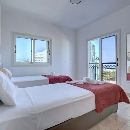 Villa Oforo Selene - Stunning 4 Bedroom - By Fig Tree Bay - Sea Views
