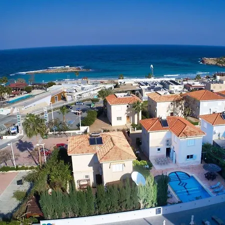 Oforo Selene - Stunning 4 Bedroom - By Fig Tree Bay - Sea Views Villa *