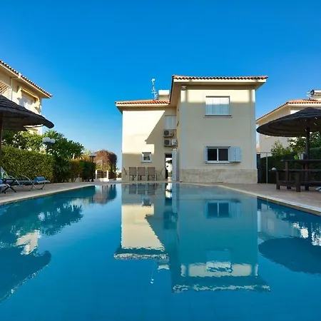 Villa Oforo Selene - Stunning 4 Bedroom - By Fig Tree Bay - Sea Views *
